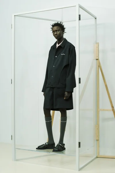 Look 11